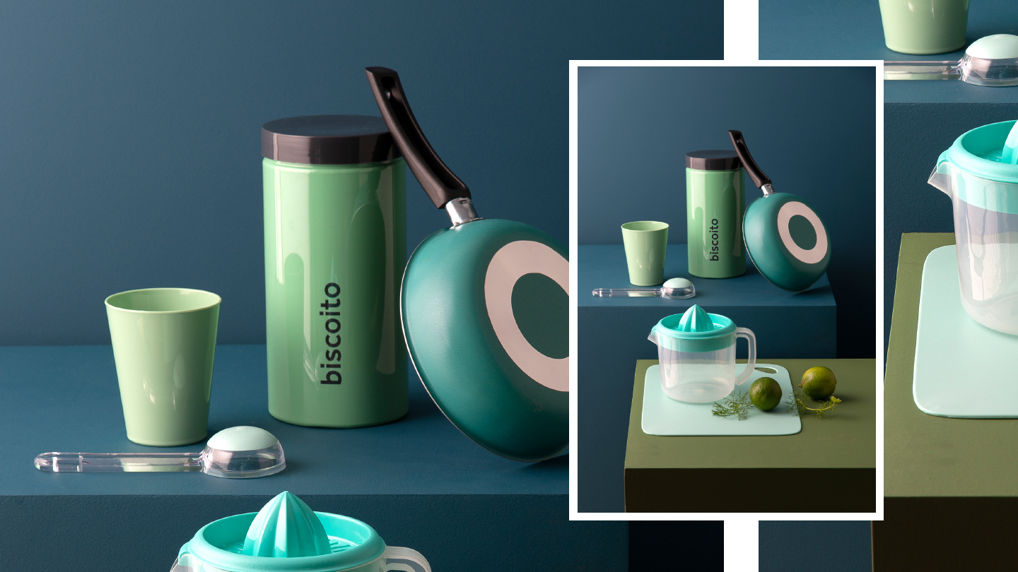 Utensílios de cozinha em azul e verde
